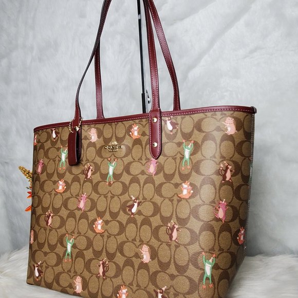 COACH REVERSIBLE CITY TOTE WITH ANIMAL PRINTS - Picture 3 of 8